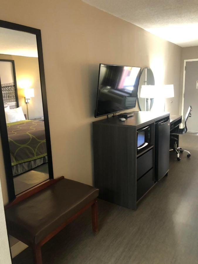 Super 8 By Wyndham Orangeburg Near I-26 Hotel Buitenkant foto